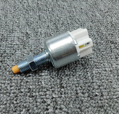 Brake Light Stop Lamp Pedal Switch for Highlander LX470 IS350 (1998–2013)