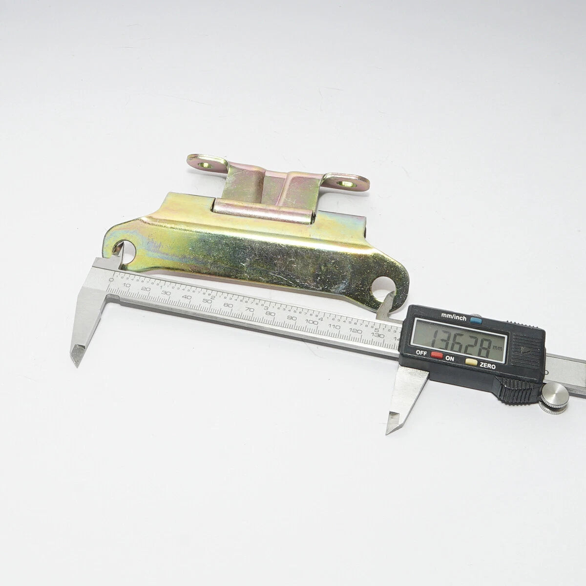 Rear Tail gate Hinge for Toyota Hilux2005-2015