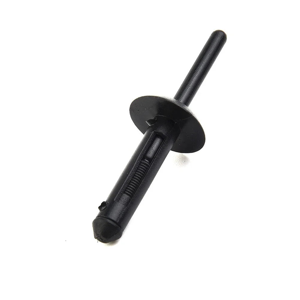 30x Door Panel Fastener Clips for Jeep Grand Cherokee (1999–2004)