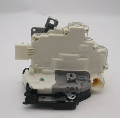 LH Front Left Door Lock Latch Actuator for VW Passat B6/AUDI A4/A5 (2007–2008)