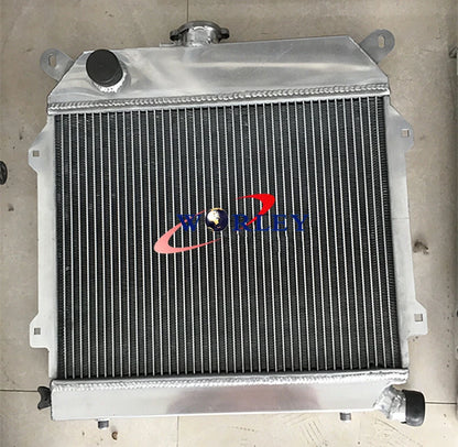 Custom Aluminum Radiator with Fan for BMW E21 320i (1977–1983)