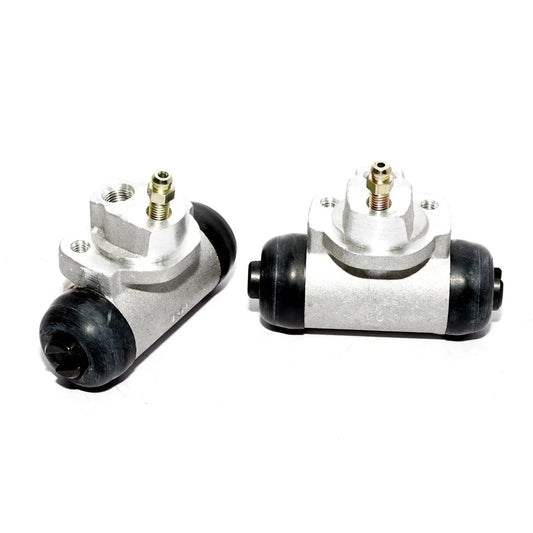 Set of 2 Rear Wheel Brake Cylinders for Nissan Skyline Sedan (1981–1989)