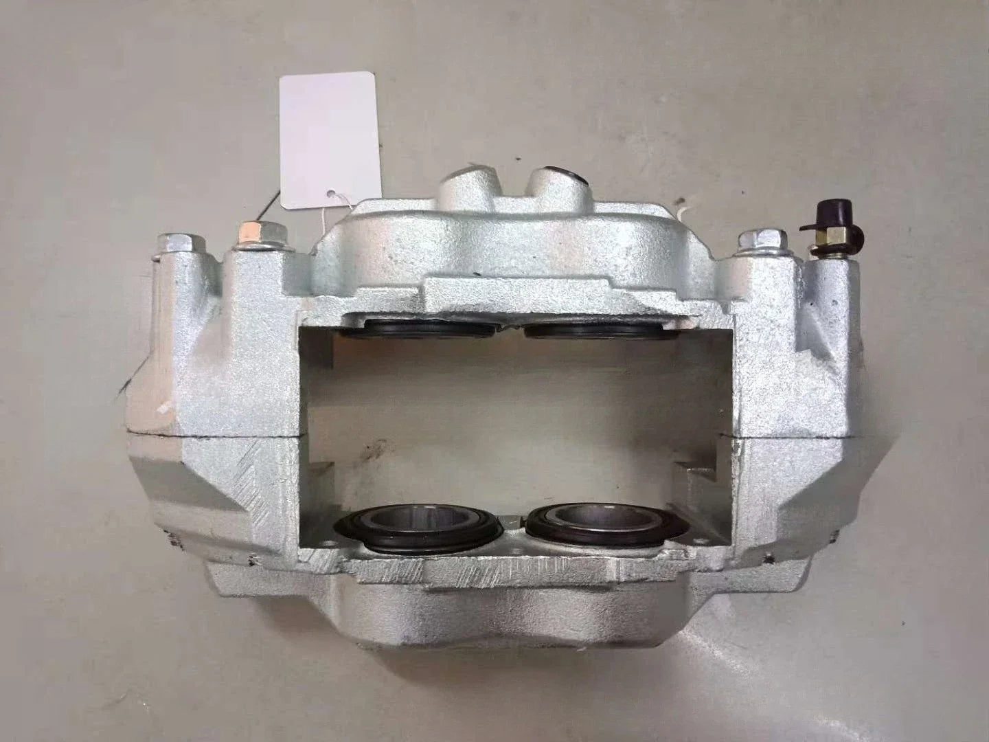 Cylinder Assy Front RH Disc for Toyota