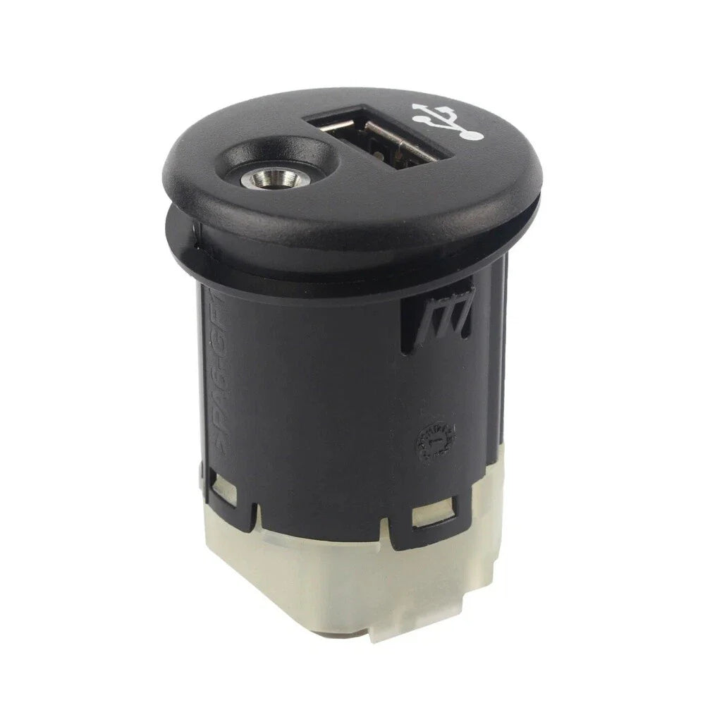 Auxiliary Jack for Nissan Juke (2011-2017)