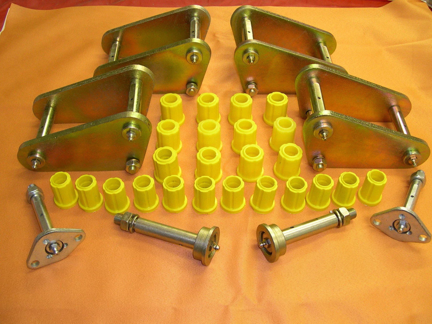Extended Front & Rear Shackles + Pins, Bushes for Land Cruiser FJ45 HJ45 (Pre-1980)