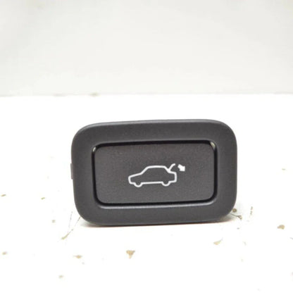 Rear Tailgate Release Switch LR025424 for Range Rover Evoque (2012-2019)