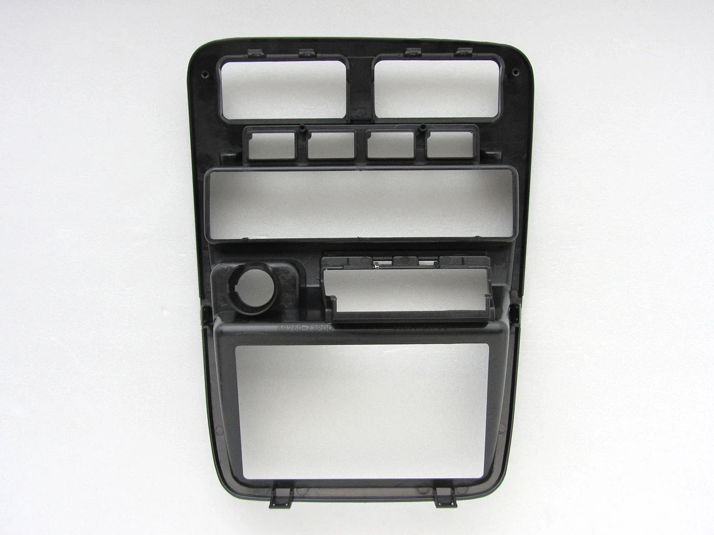 Radio Center Console for Nissan Navara D21 Hardbody D22 Frontier (1992-2005)