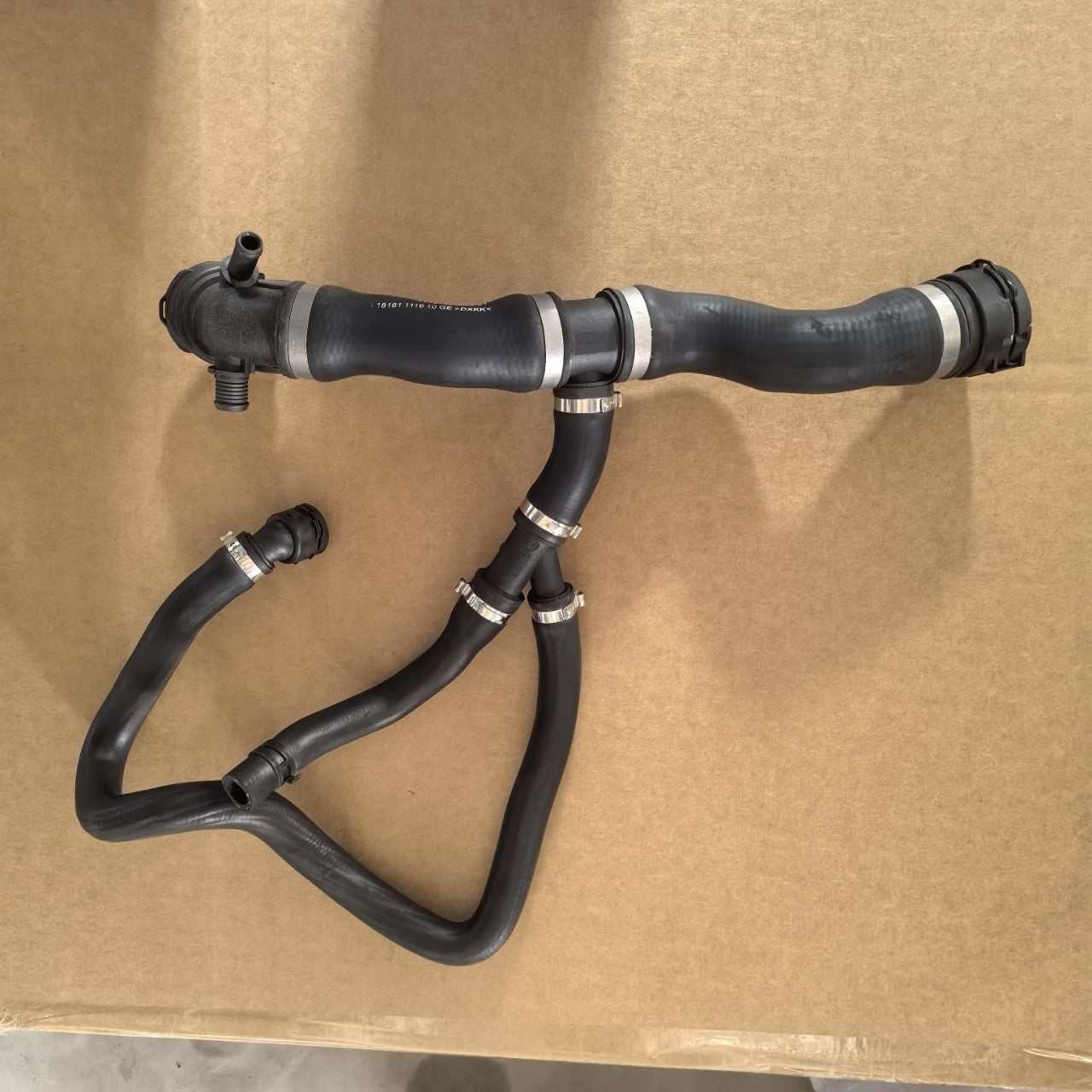 Upper Water Tank Pipes for Rolls-Royce Ghost Wraith Dawn (2010–2023)