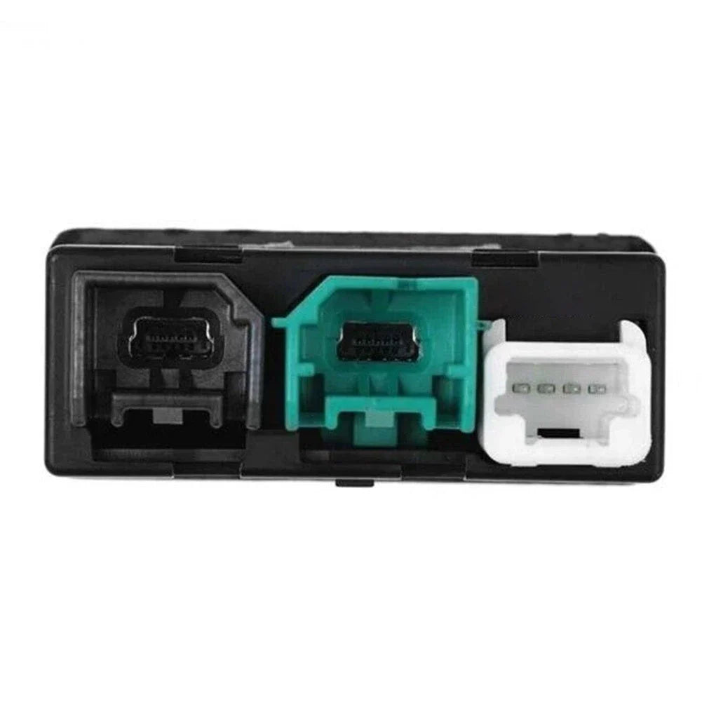 Dual Aux USB Port for MAXIMA