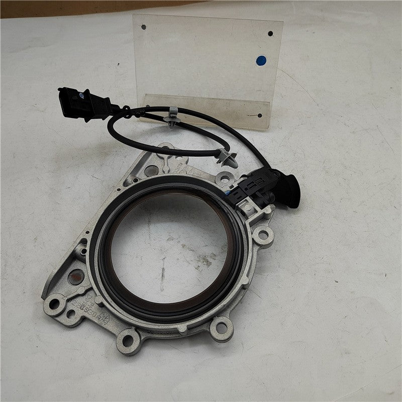 Rear Crankshaft Oil Seal with Flange for Hyundai Santa Fe II (2006–2012)