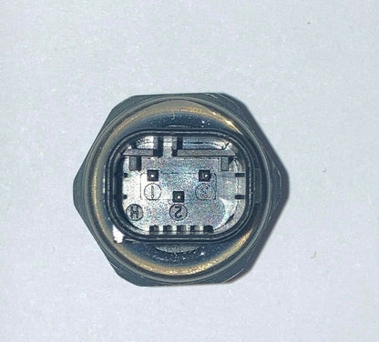 A/C Pressure Sensor for BMW 525 530 540 E39 E60 E38 E65 E66 (1997–2010)