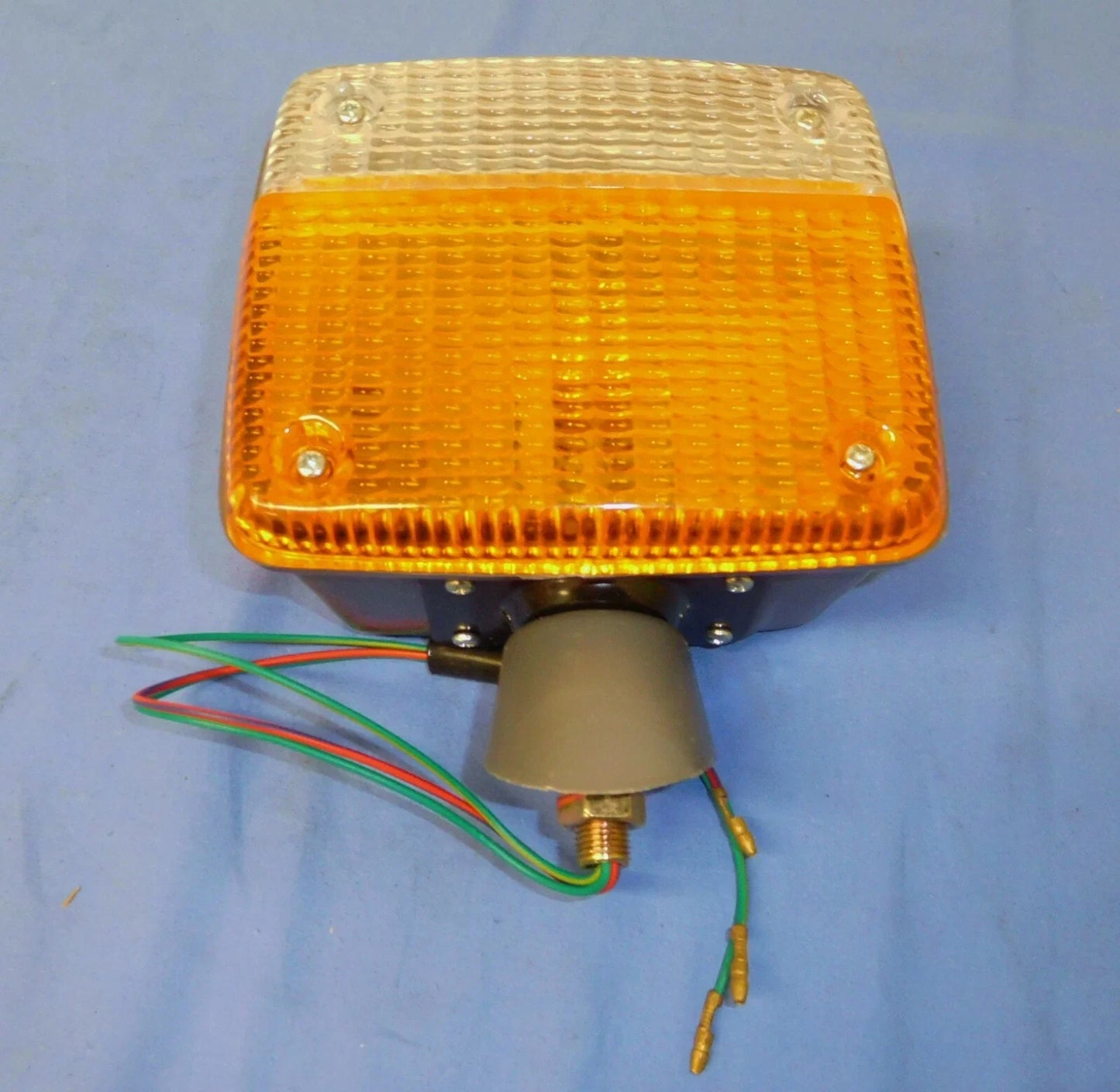 RH Indicator Park Lamp for Toyota Land Cruiser FJ45 HJ45 HJ47 (1974-1984)
