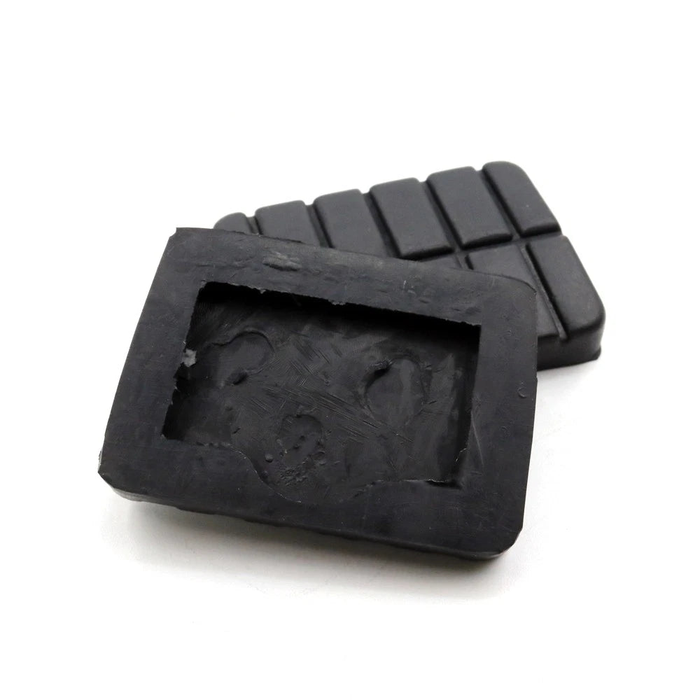 Clutch Brake Pedal Pads for Nissan Datsun Navara D21 (1989–1997)