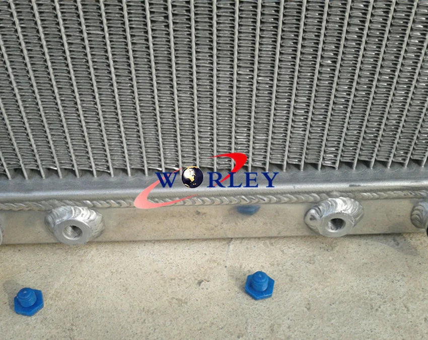 Aluminum Radiator 3 Rows for Ford Mustang V8 (1967-1970)