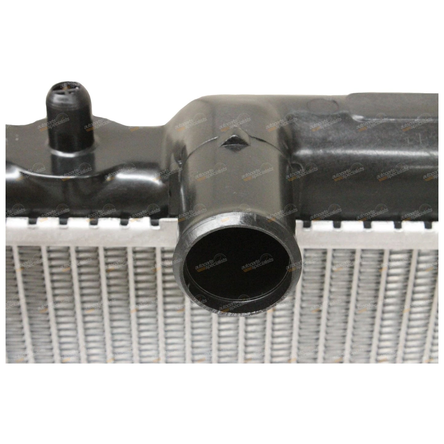 Alloy Core Radiator for Mitsubishi Challenger (1997–2006)