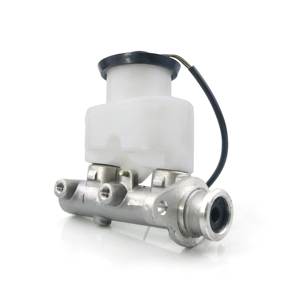 Brake Master Cylinder for Isuzu D-Max (2002–2005)