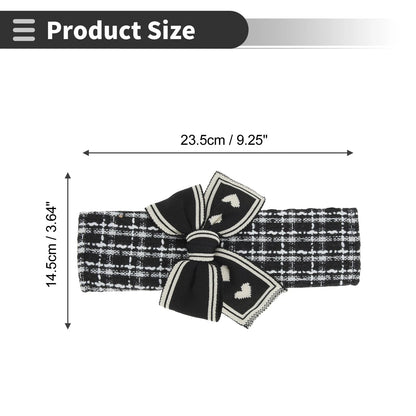 Set of 2 Black White Seat Belt Cover Pads for Universal Fit (23.5cm)
