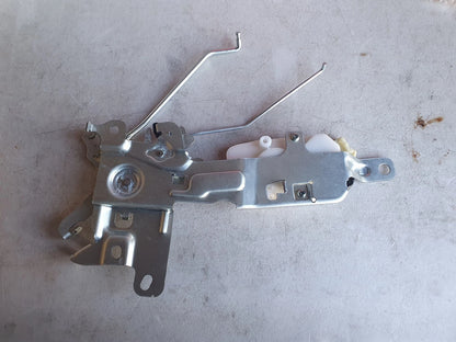 Tailgate Latch Remote Control for Toyota HiAce (2005–2019)