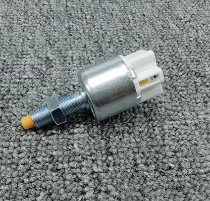 Brake Light Switch for Toyota Highlander Lexus LX470 IS350