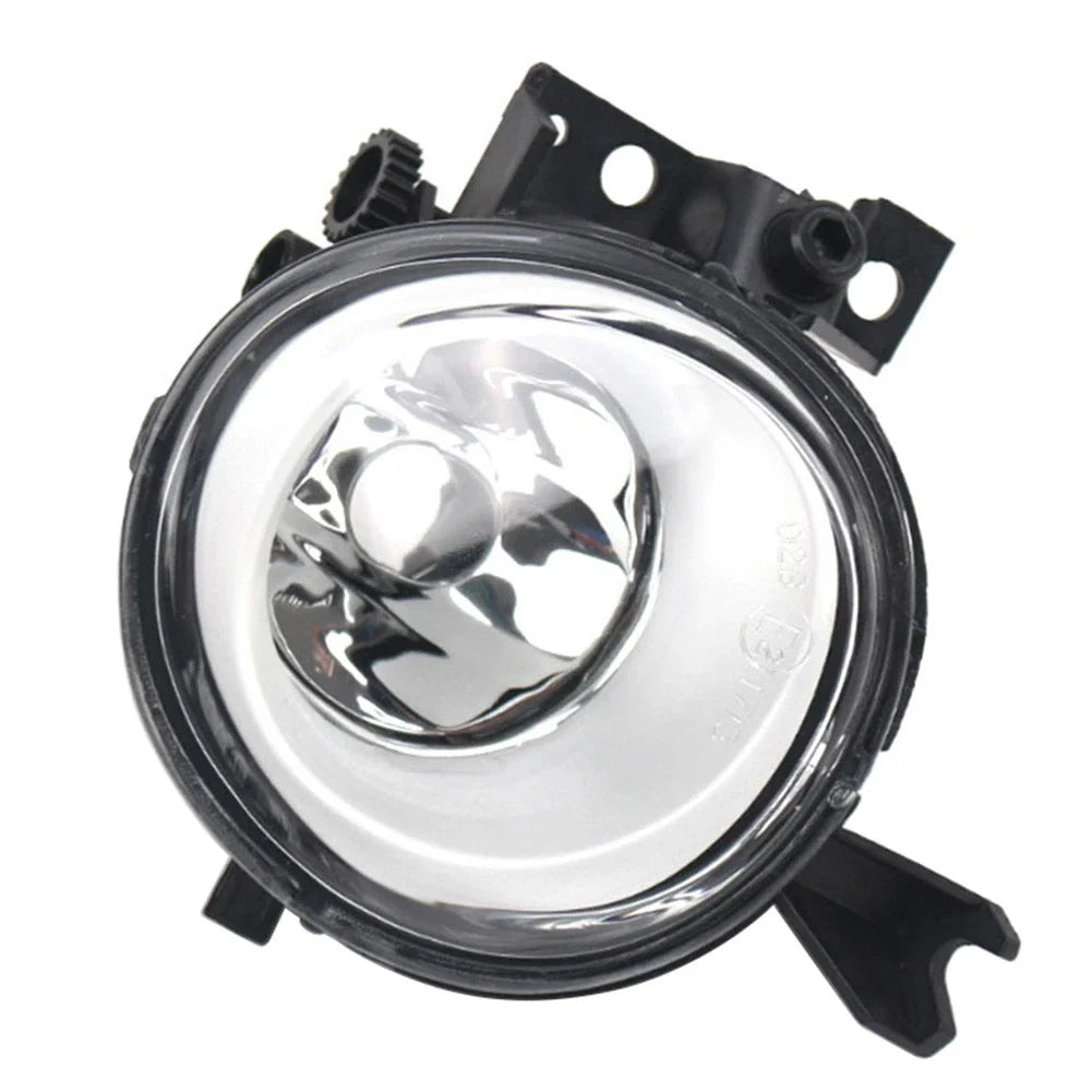Left Front Fog Light Housing for VW Touareg (2003-2007)