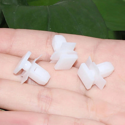 20 x Car Front Bumper Mounting Nylon Clips for Subaru Forester (1998-2005)