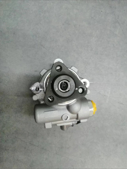 Power Steering Pump w/o Pulley for Audi A8 Quattro (2004–2006)