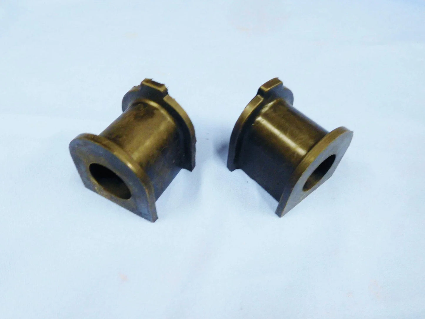 2 x Front Stabilizer Bushes for Land Cruiser HZJ100 105 Series (2000-2007)