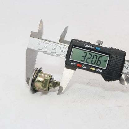 Fuel Lid Gas Lock with Key for Datsun Nissan Sunny 120Y 140Y 150Y B210 B310 1973-1983