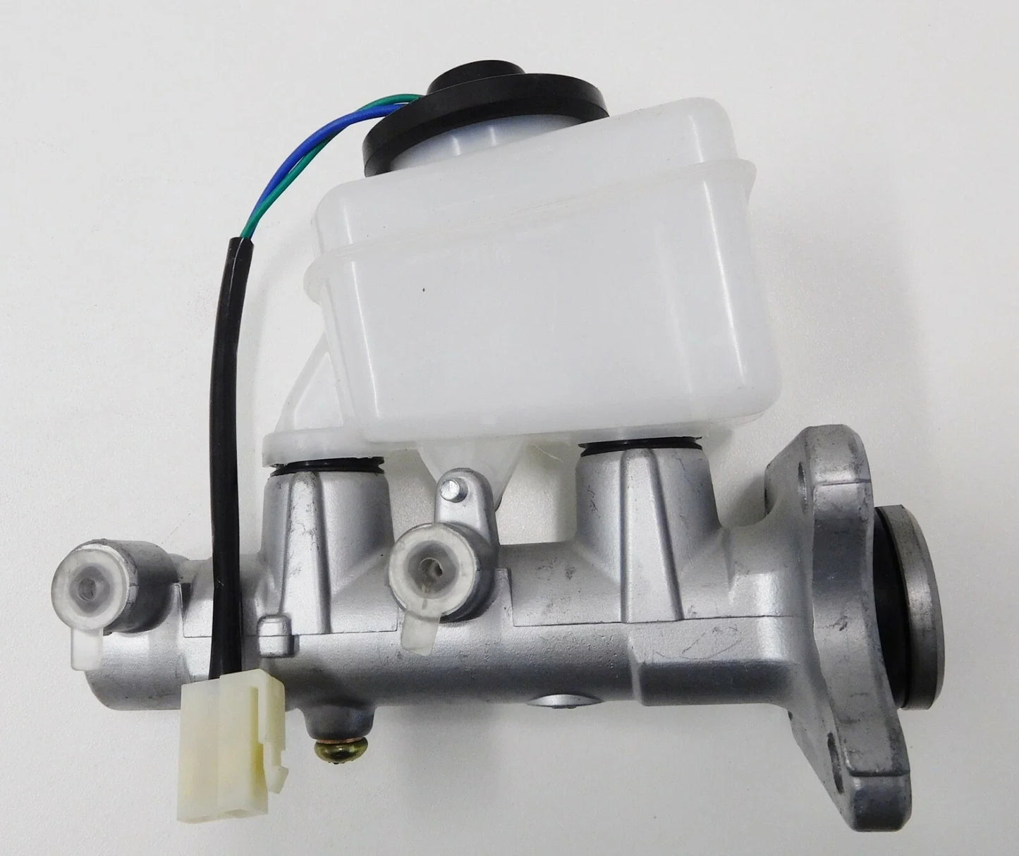 Brake Master Cylinder for Land Cruiser FJ80, FZJ80 (1990-1997)