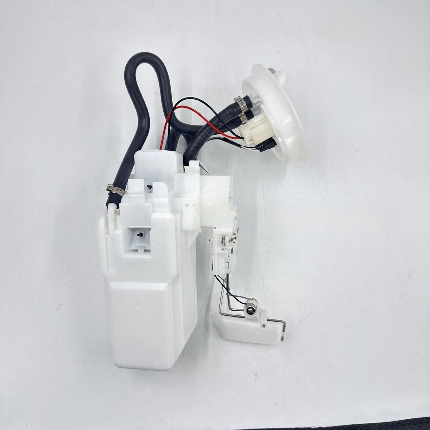 Fuel Pump Assembly for Nissan Altima (1993–1997)