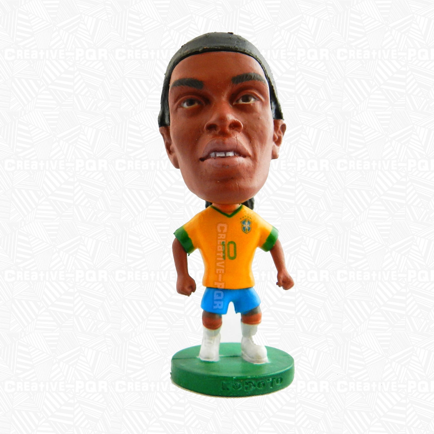 Set of 2 Ronaldinho Figurines for FC Barcelona (Collectible)
