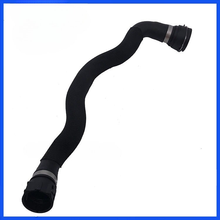 Upper Radiator Coolant Hose for Audi A4 A5 Q5 Quattro (2008–2016)