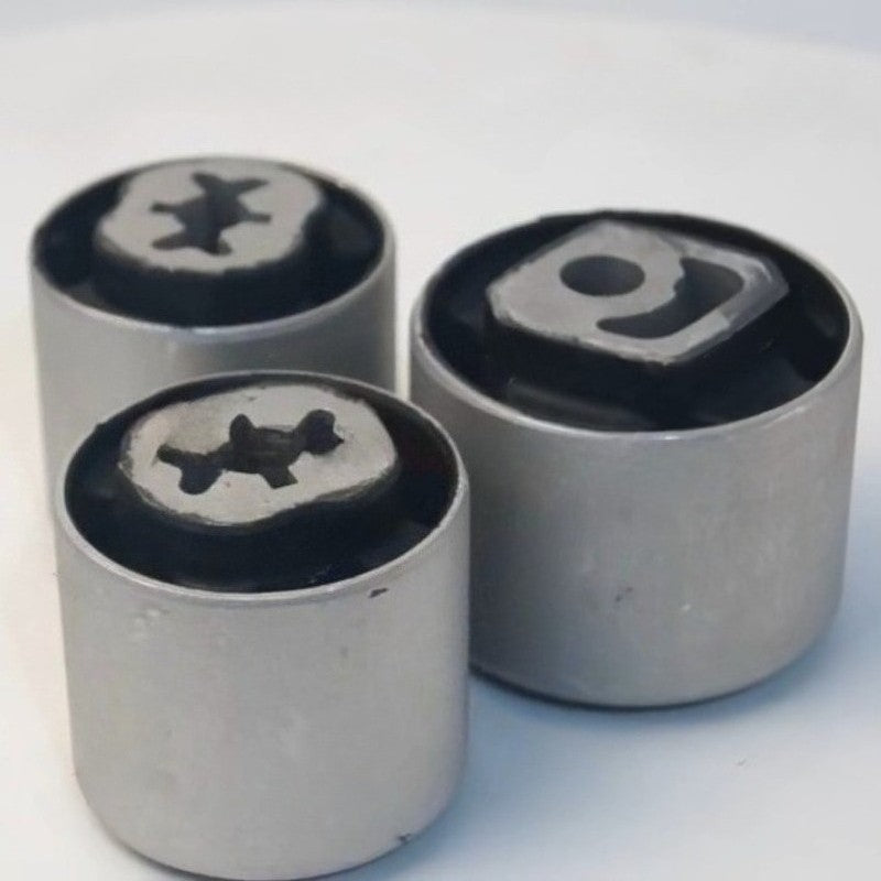 3Pcs Differential Bushing Kit for Audi Q7 (2007–2015) VW Touareg (2004–2018)