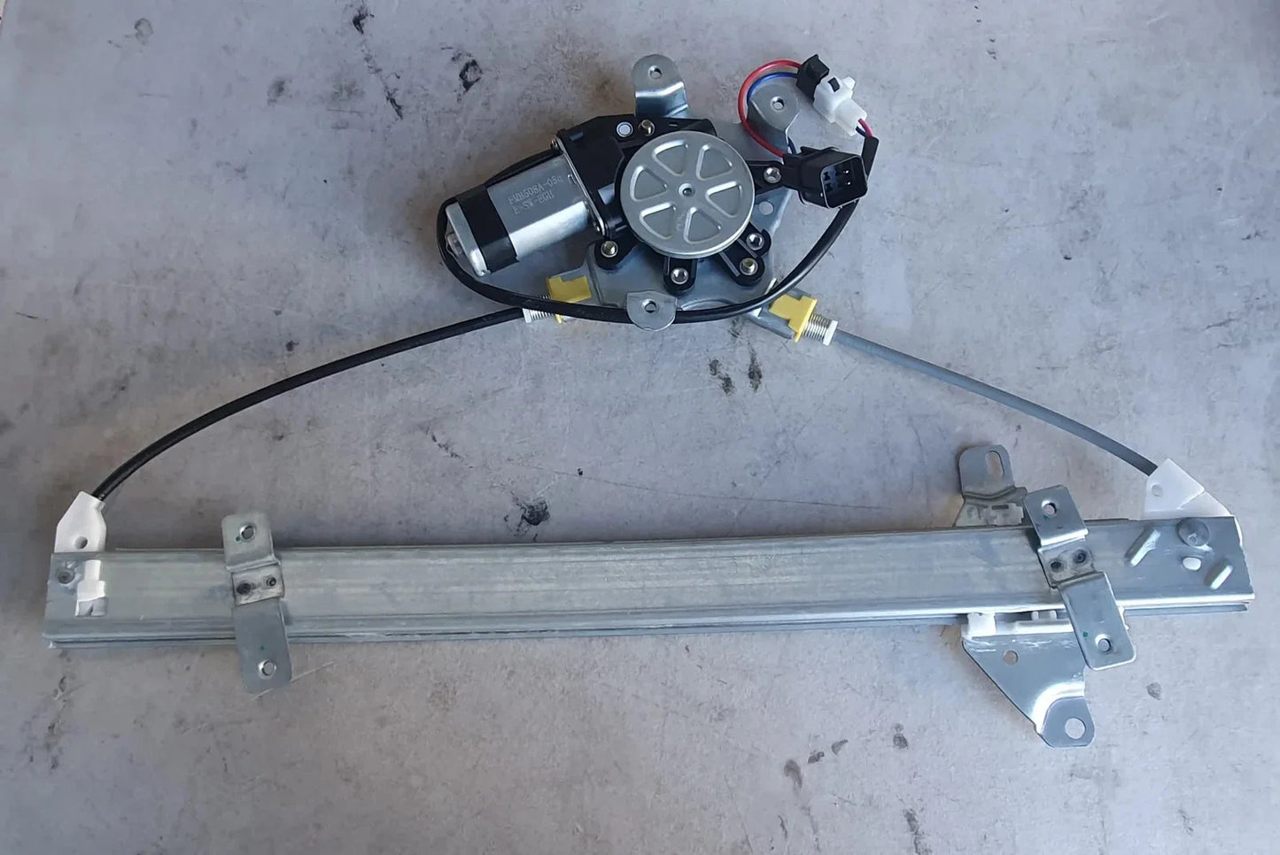 FR Window Regulator W/2pin Motor for Mitsubishi Lancer CG/CH (2002–2008)
