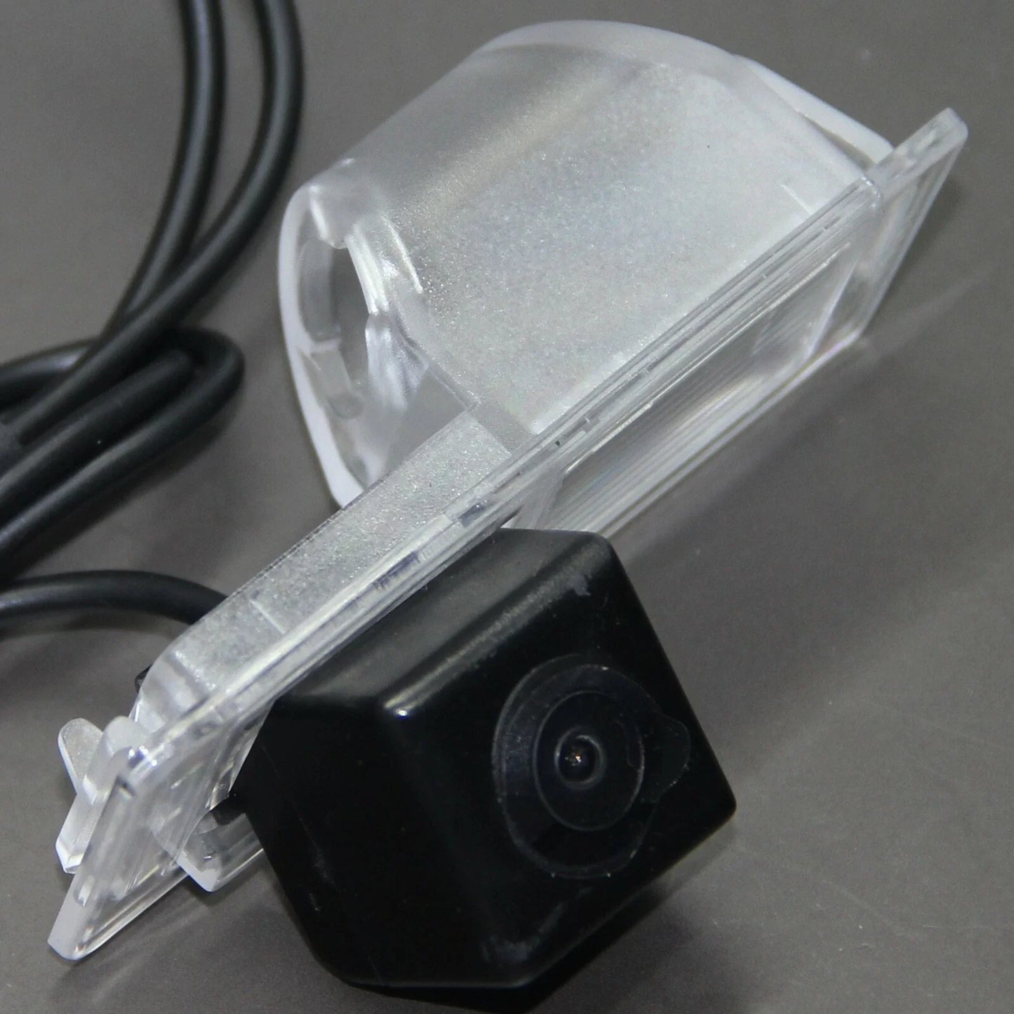 Car / Reverse Rear View Backup Camera for Chevrolet Traverse (2013–2016)