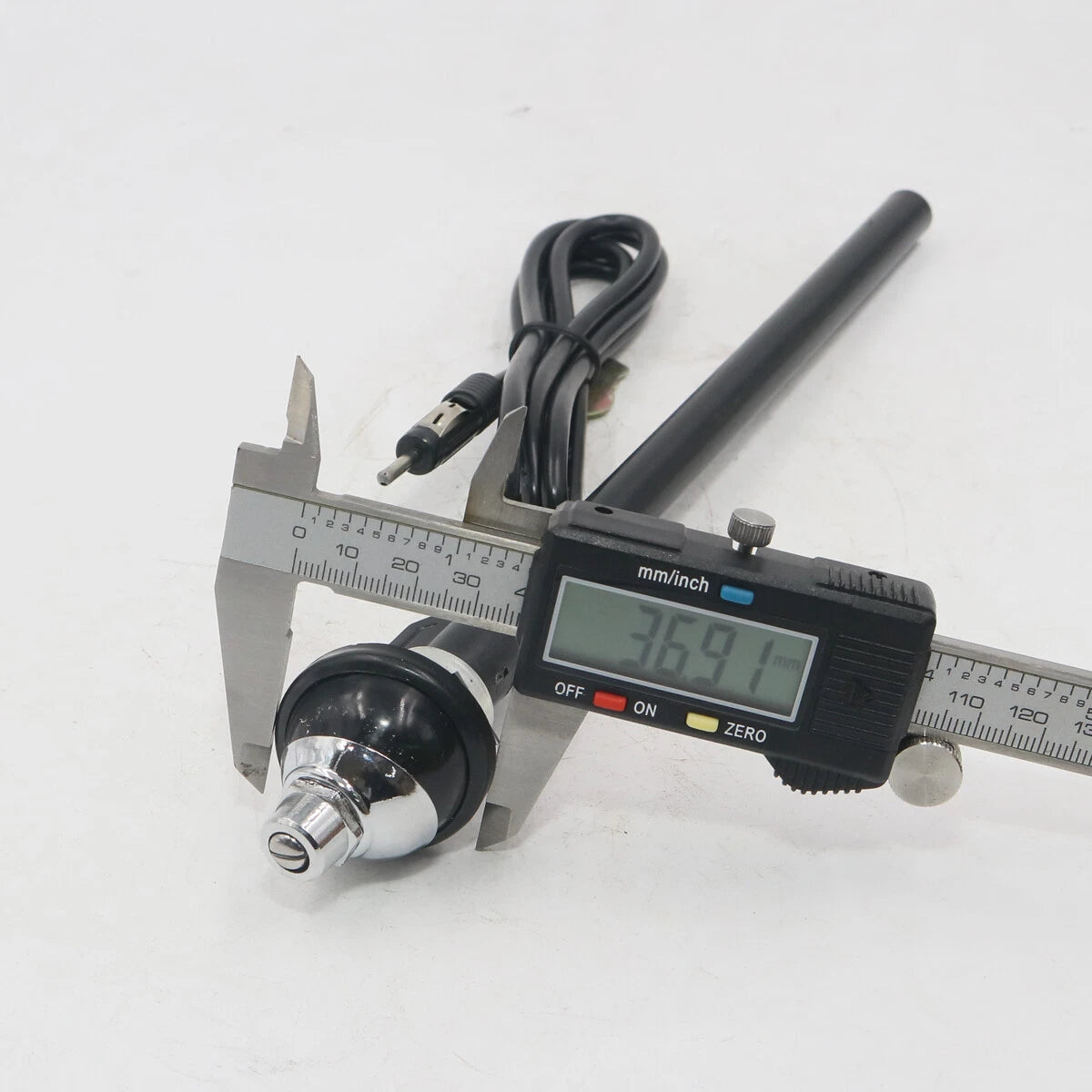 Fender Antenna Set for Mazda Bravo, Toyota Celica, Landcruiser, Nissan Bluebird