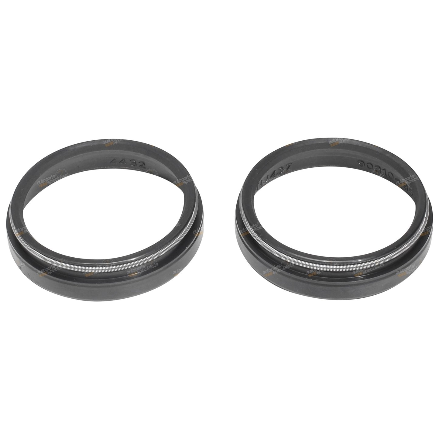 2 Rear Axle Oil Seals for Landcruiser 80 Series (1990–1997)