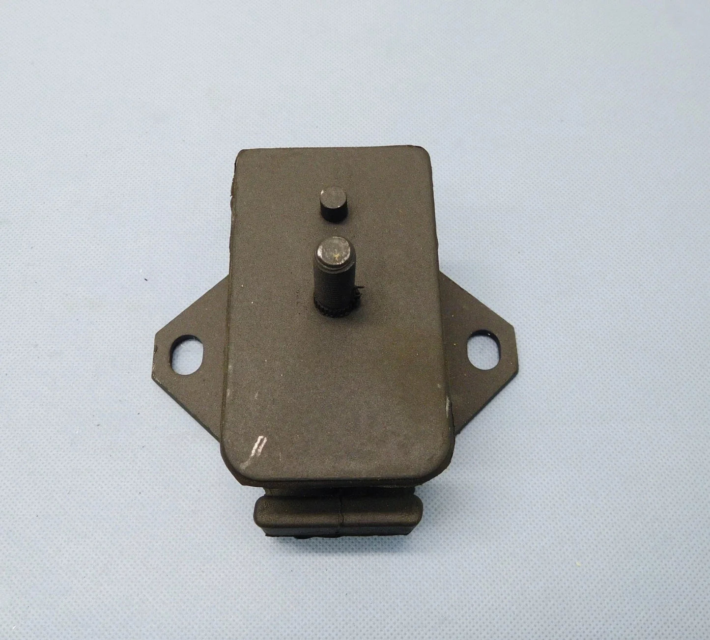 Front Engine Mount for Mitsubishi PB Challenger 2.5 Turbo Diesel (2009-2013)