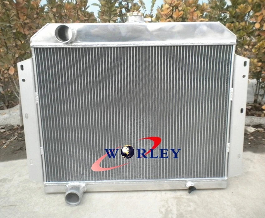 3 Row Aluminum Radiator with Fan for International Scout V8 (1966–1969)