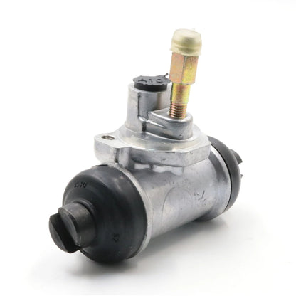 Rear Wheel Brake Cylinder for Nissan Datsun Hardbody D21 (15–16)