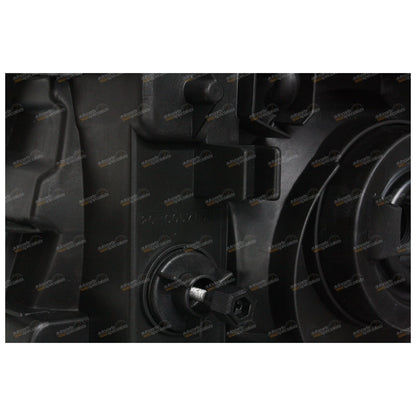 RH Headlight for Nissan Navara D40 Pathfinder R51 (2005–2007)