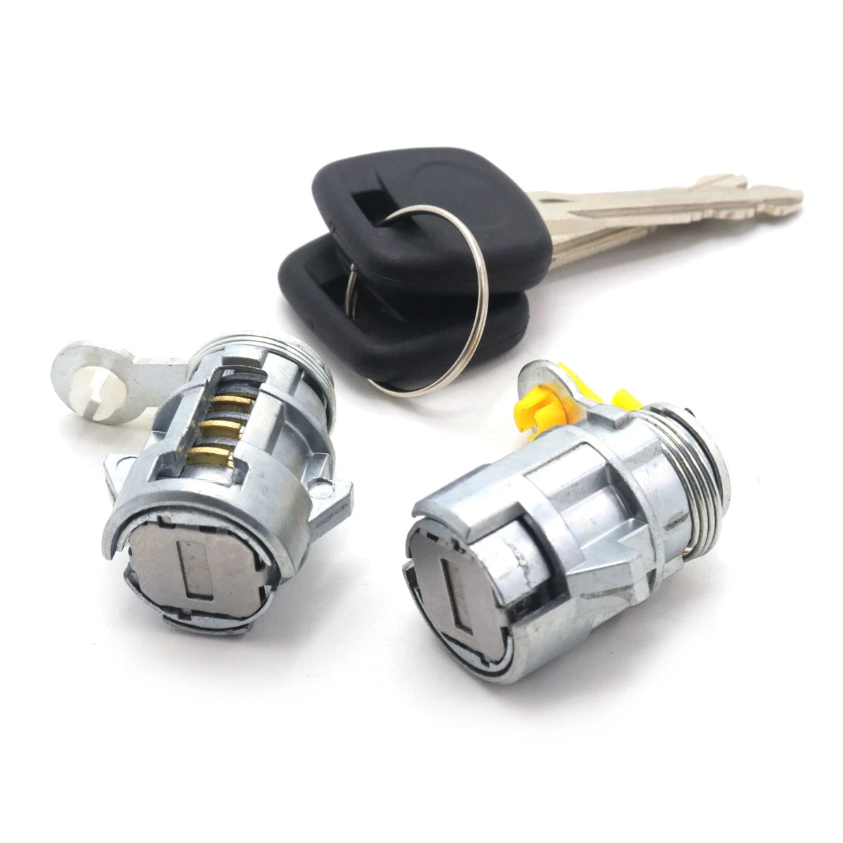 Door Lock and Keys for Hino Dutro Double Cab Toyota Dyna Toyoace (1999–2011)
