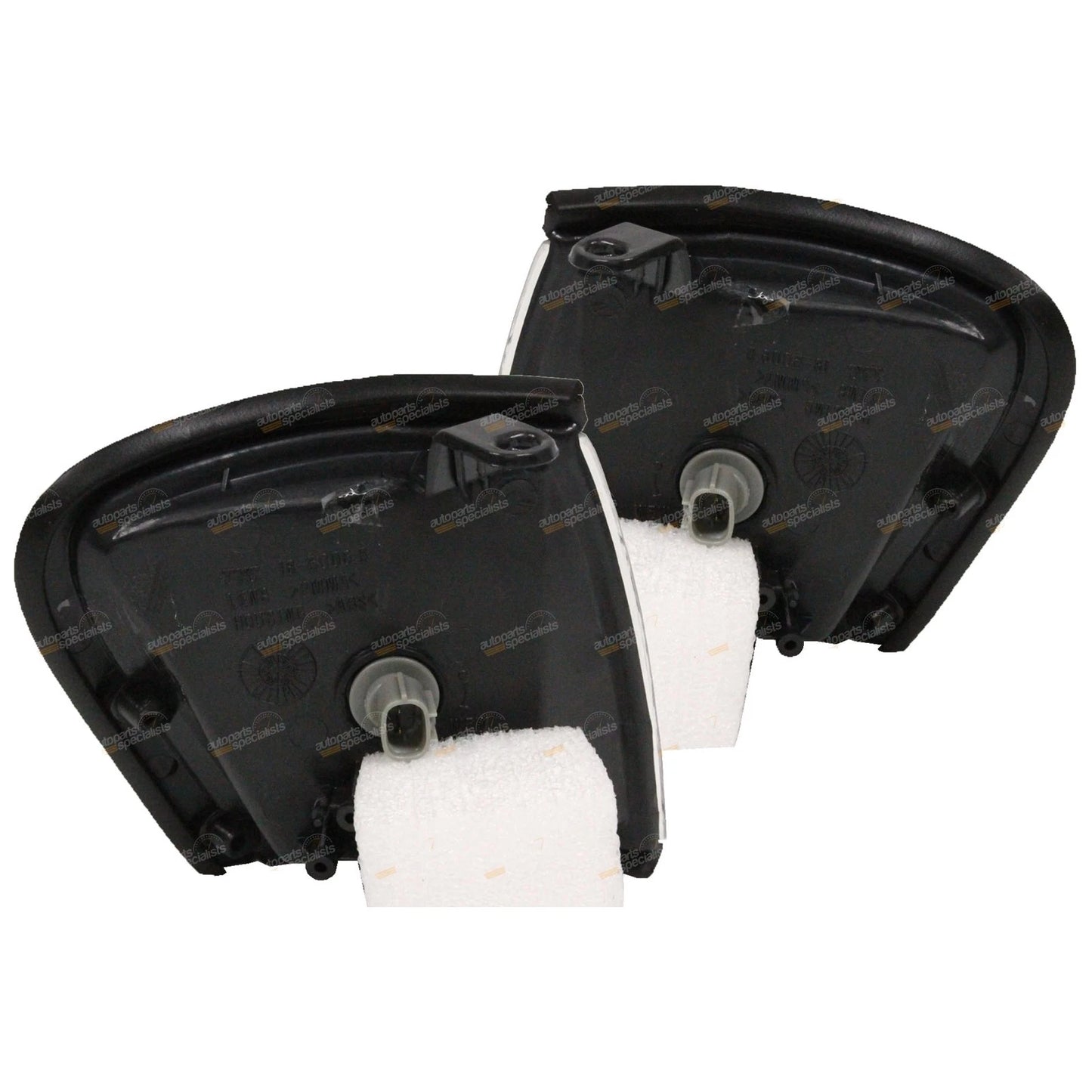 Set of 2 Black Trim Clear Corner Park Lights for Holden Rodeo (1997–2001)