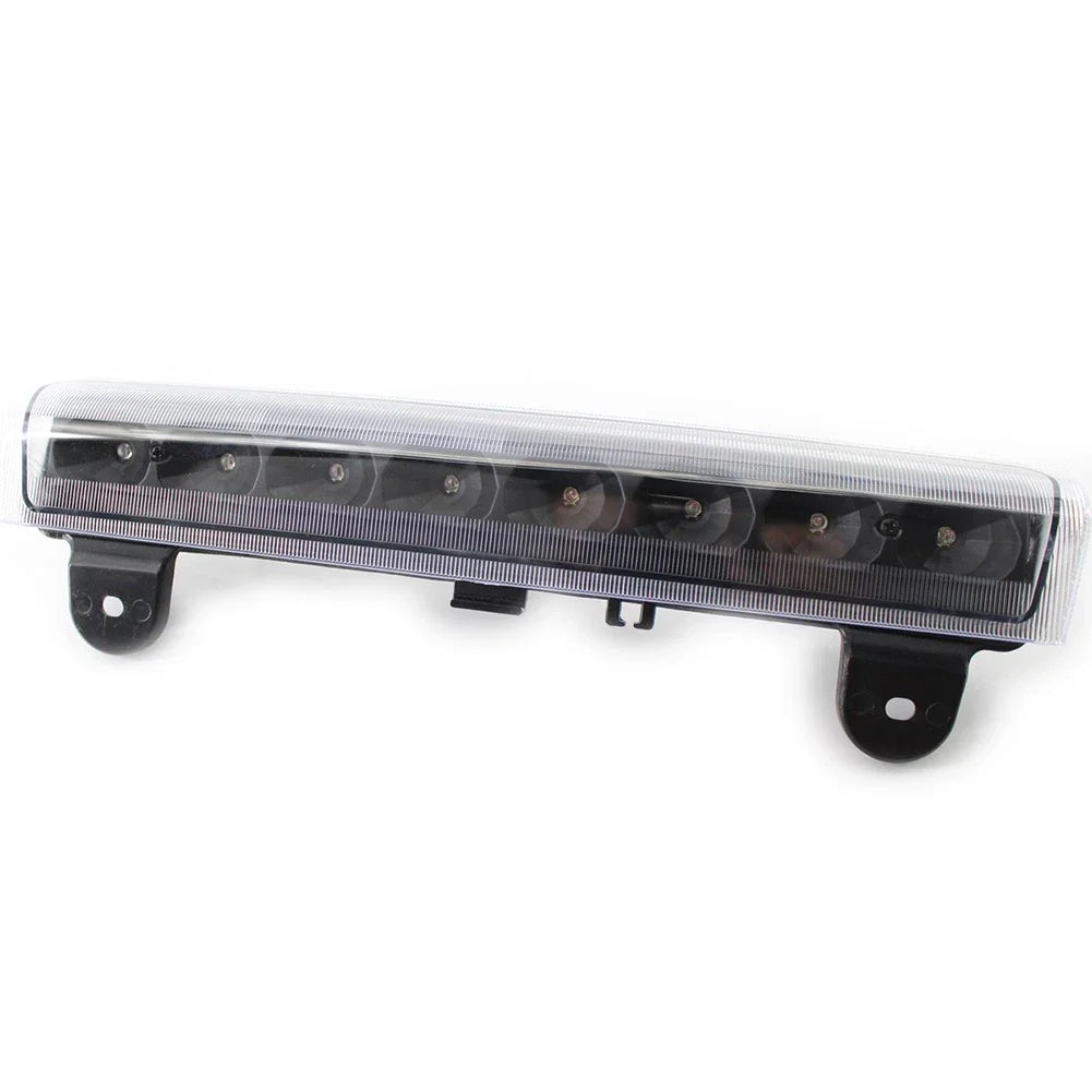 Rear Roof Third Brake Light Stop Lamp for Chevy Suburban, GMC Yukon (00-06)