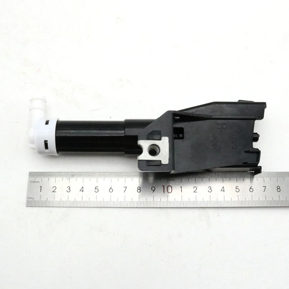 Headlight Washer Nozzle with Cover for Mitsubishi Pajero Shogun Montero (2006–2016)