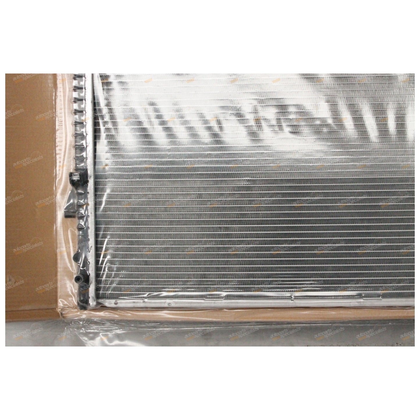 Alloy Radiator for BMW X5 E53 (2000–2006)