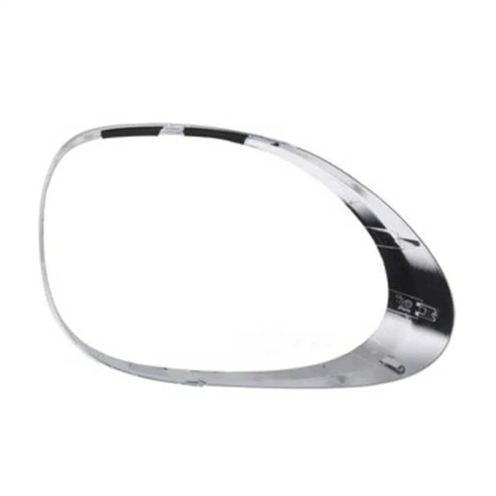 Taillight Lamp Close Out Trim Ring for Fiat 500L (2014-2018)