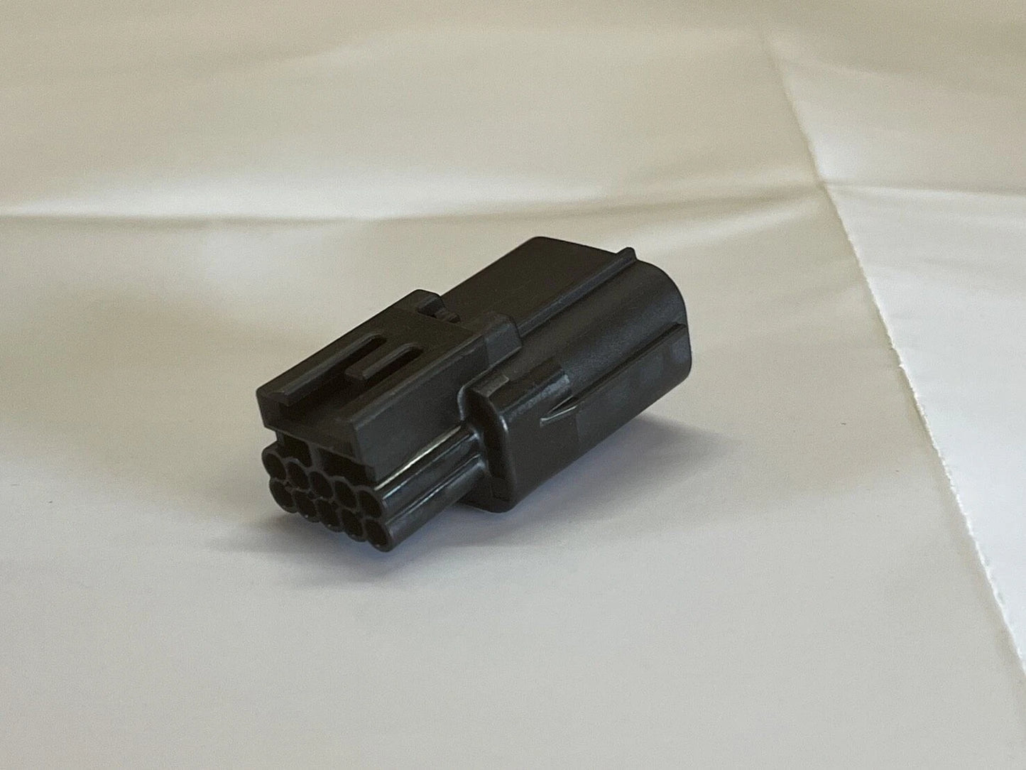 10 Pins Wiring Harness Connector for Toyota Hiace (2005–2023)