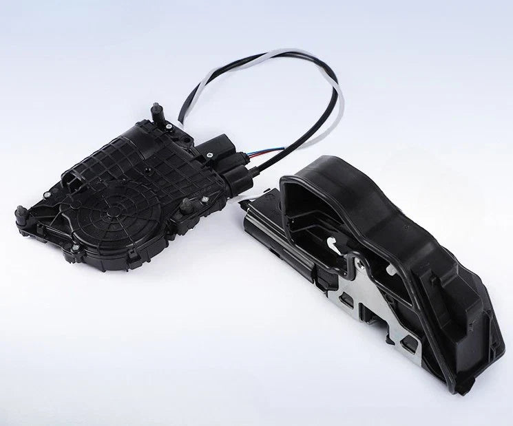 Door Lock Actuator Front Passenger Right for BMW 550i GT xDrive (2010–2013)