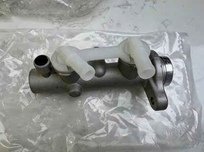 Brake Master Cylinder for Nissan Urvan E24 (RHD) (1995–2000)